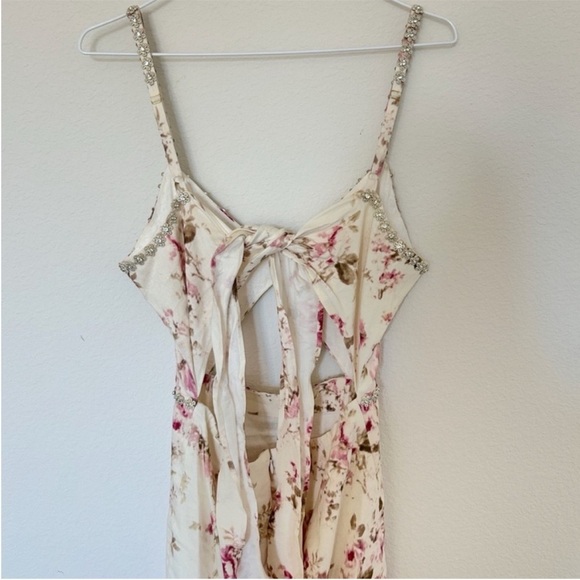 V. Chapman Luna Floral Midi Dress NWT - Picture 9 of 14